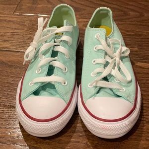 Teal converse size 3 youth
